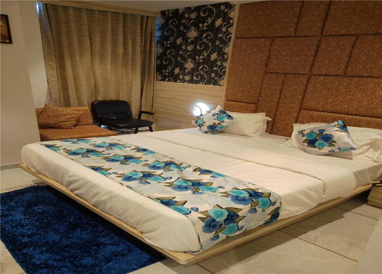 Hotel Lotus Villa Ahmedabad Exterior photo